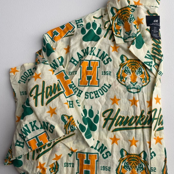 Stranger things button down - Picture 4 of 4